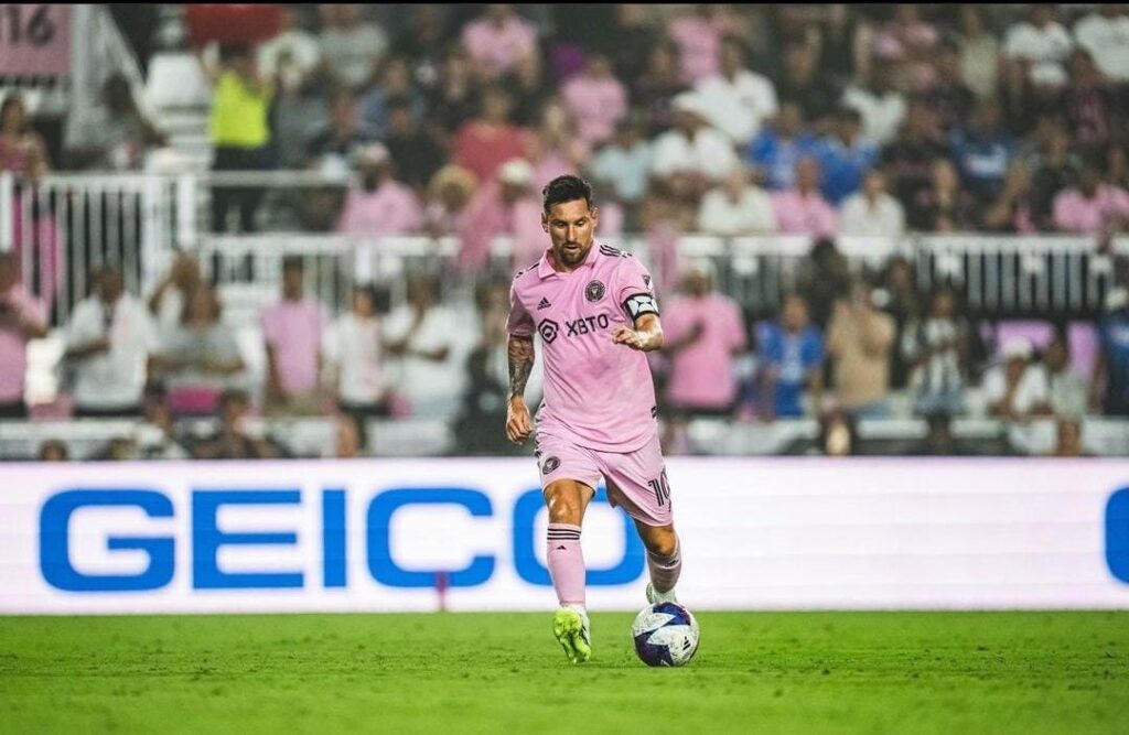 latest sports news article