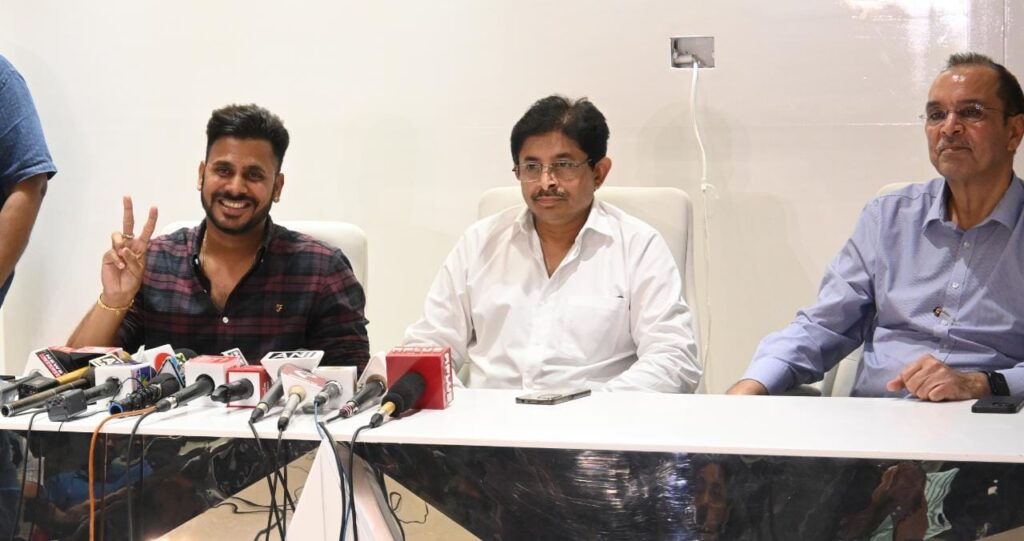 Bengal’s Manoj Tiwary comes out of retirement for one more season