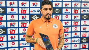 Dimitri Petratos with Player of the Month award