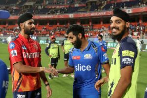 Jasprit Bumrah with PBKS players