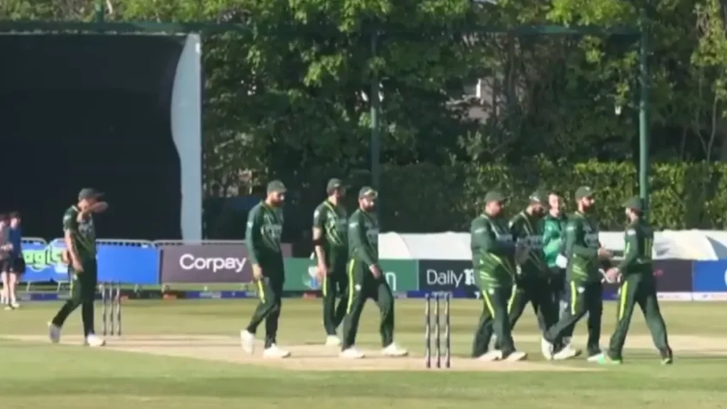 “What’s wrong with this Pakistan team?”: Legends react to Pakistan’s shambolic loss to Ireland