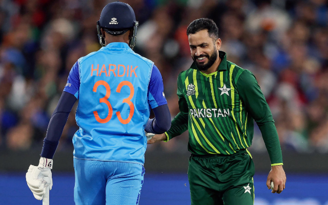 Watching India vs Pakistan as a wedding present India vs Pakistan, T20 WC 2022