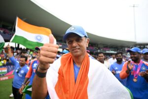 Rahul Dravid finally gets his hands on an ICC Trophy