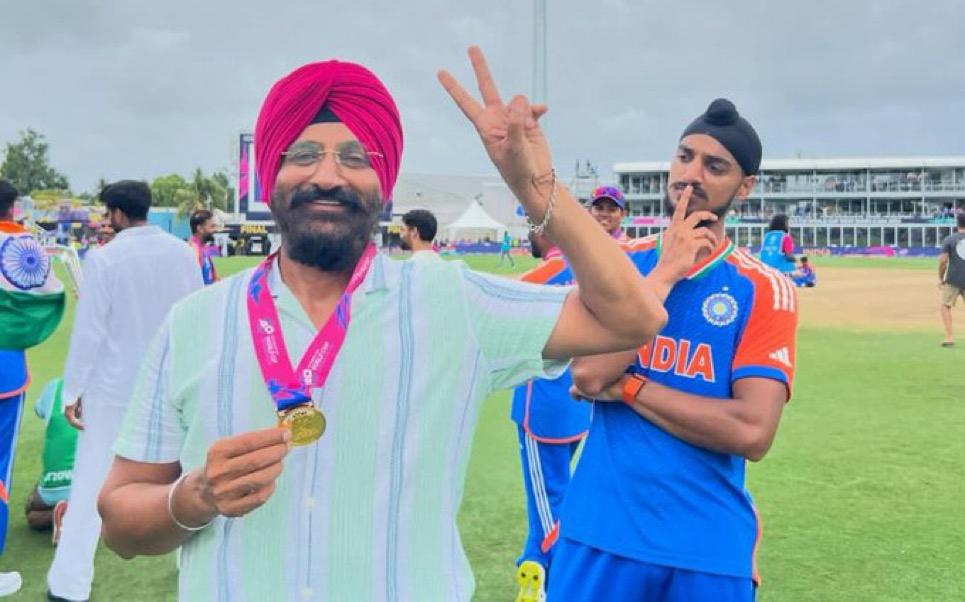 From Asia Cup villain to World Cup hero – the Arshdeep Singh story Arshdeep Singh with his father