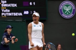 Yulia Putintseva vs Iga Swiatek in Wimbledon 2024