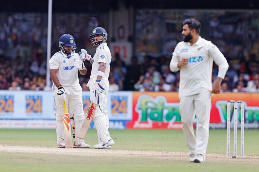 New Zealand Holds Firm as India Fights Back in Bengaluru Thriller