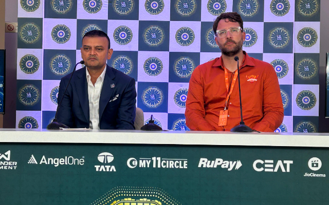 Natarajan is one player we will miss the most: Daniel Vettori, SRH head coach Hemang Badani of Delhi Capitals (DC) and Daniel Vettori of Sunrisers Hyderabad (SRH)