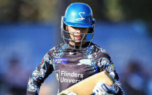 Smriti Mandhana for Adelaide Strikers in the WBBL 10