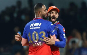 Virat Kohli with Yash Dayal for RCB