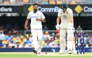 Mohammed Siraj in action at the Gabba