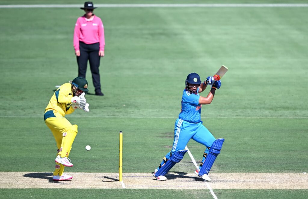 Richa Ghosh vs Australia in the 2nd ODI