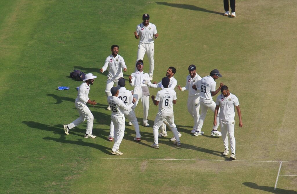 Kerala players celebrate their win against Gujarat in the Ranji Trophy Semi-Final