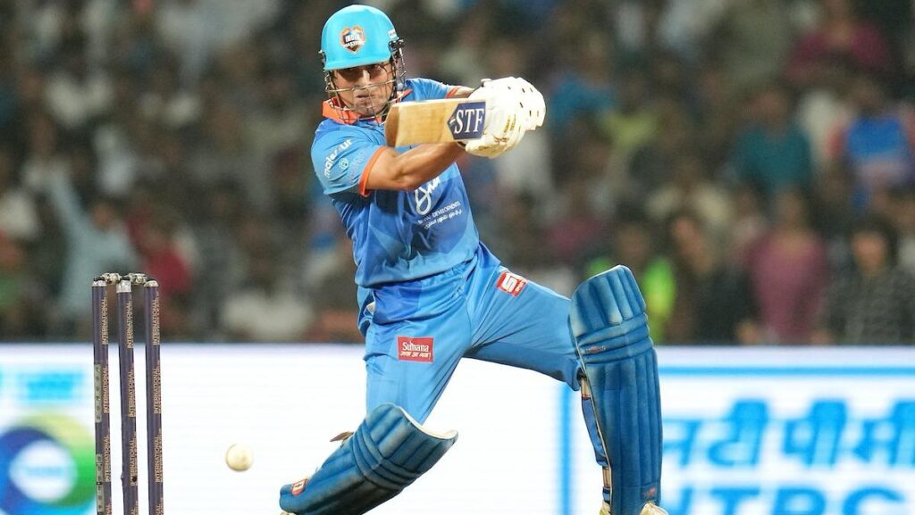 A 60,000 crowd to watch Sachin Tendulkar speaks of the power of fandom