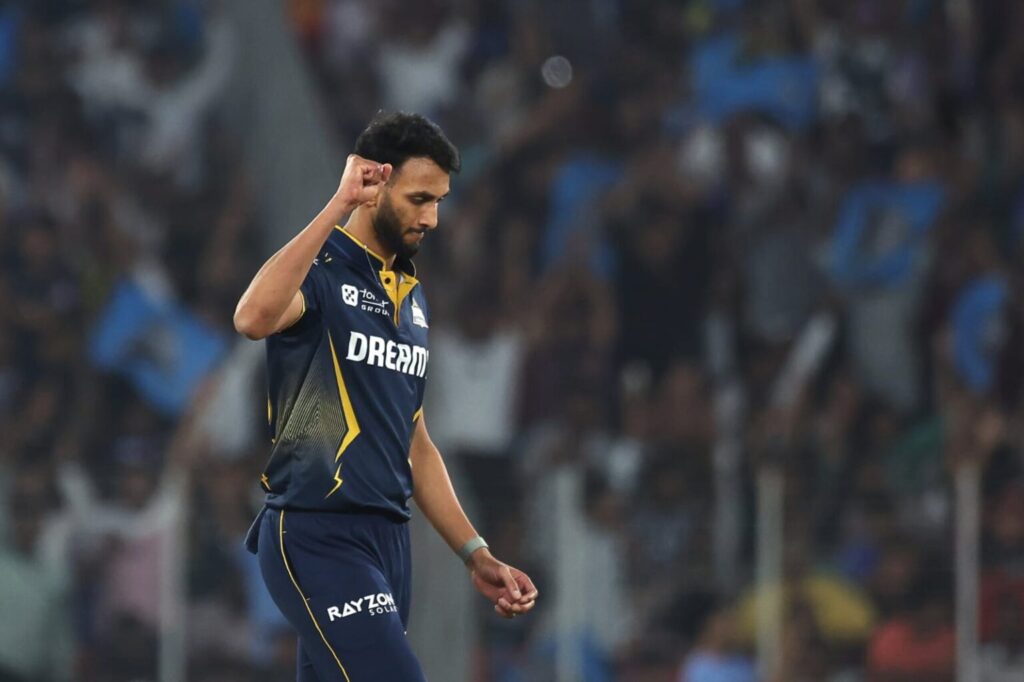 IPL 2025: Prasidh Krishna Highlights How Saliva Rule Change Has Helped Bowlers to Bring Reverse Swing in the Game