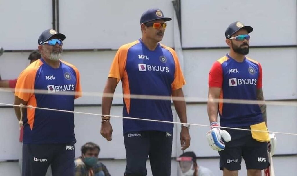 Bharat Arun with Ravi Shastri and Virat Kohli