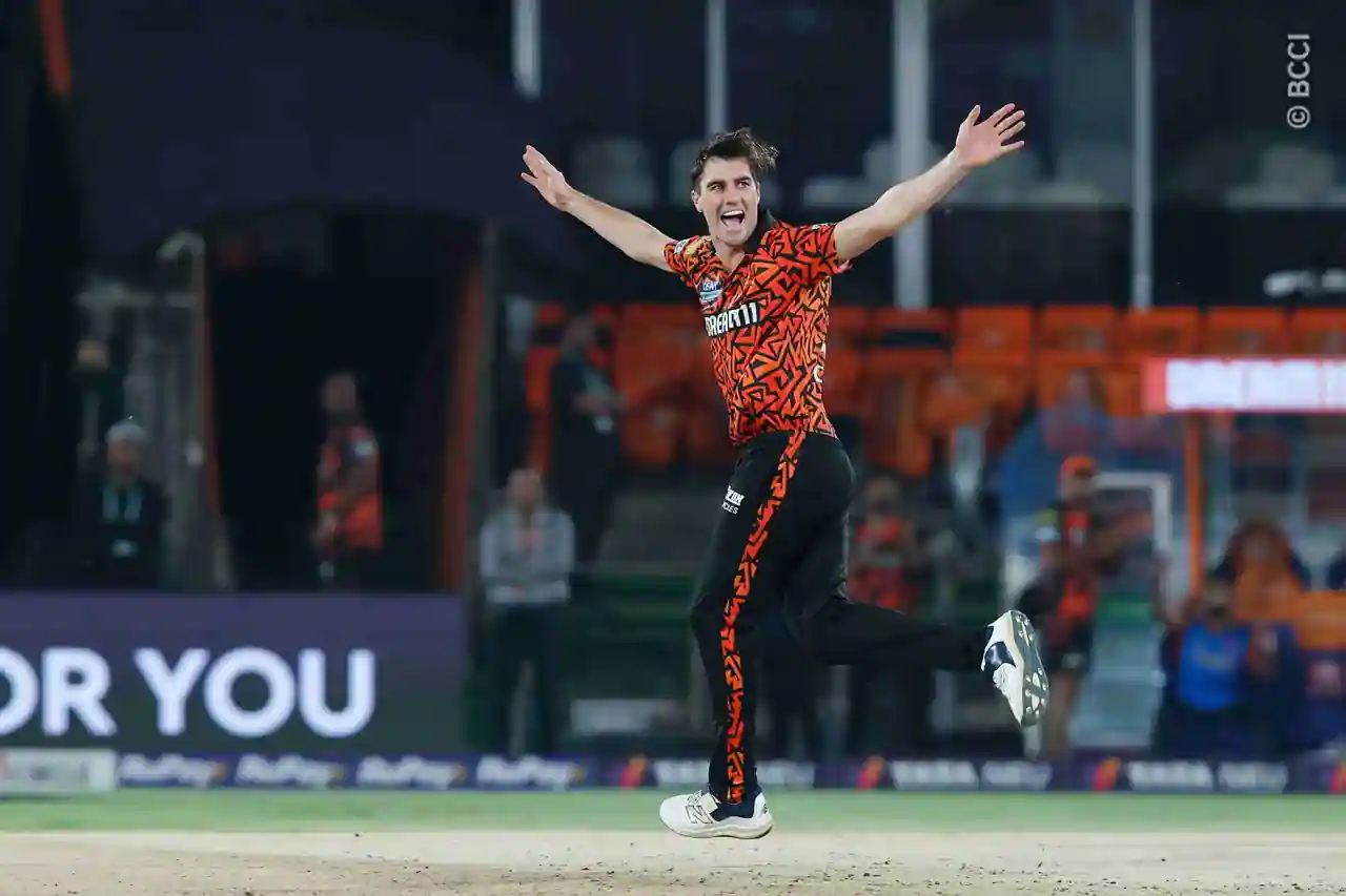 Pat Cummins vs DC, IPL 2025