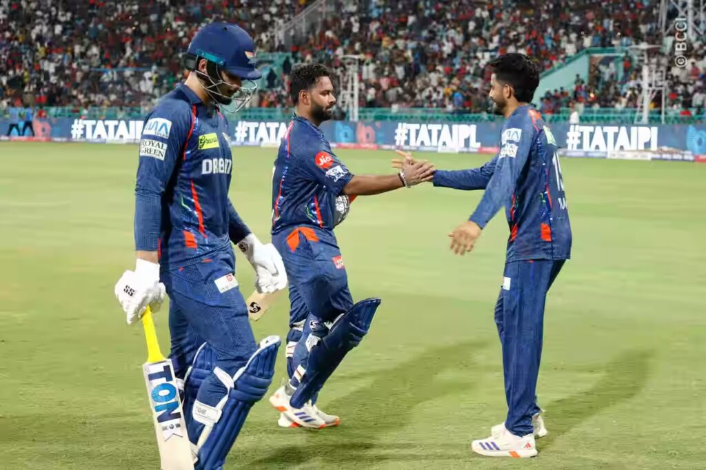 Rishabh Pant along with other LSG players in IPL 2025 (PC: IPL/BCCI)