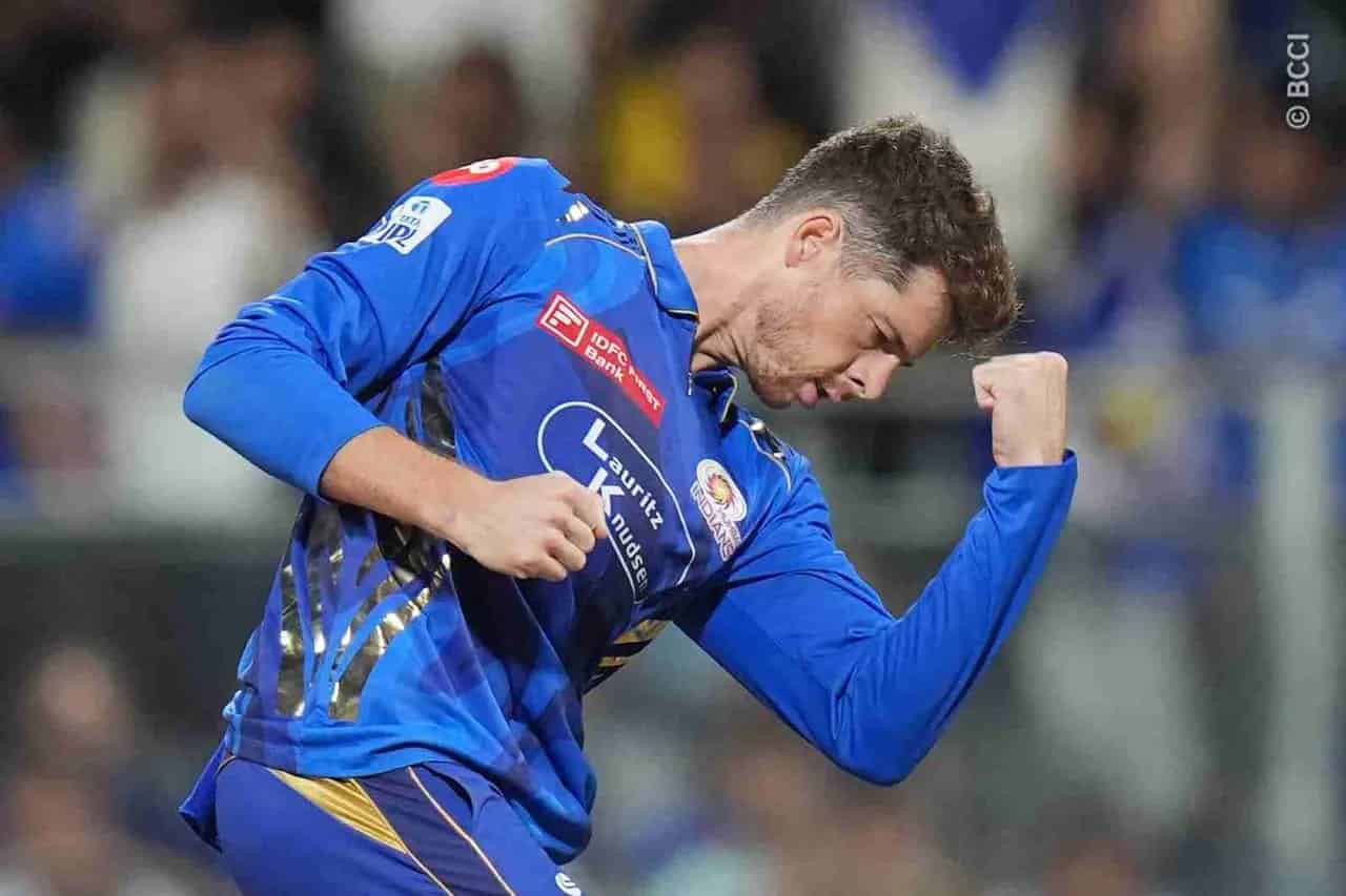 Mitchell Santner vs DC, IPL 2025 (PC: BCCI/IPL)