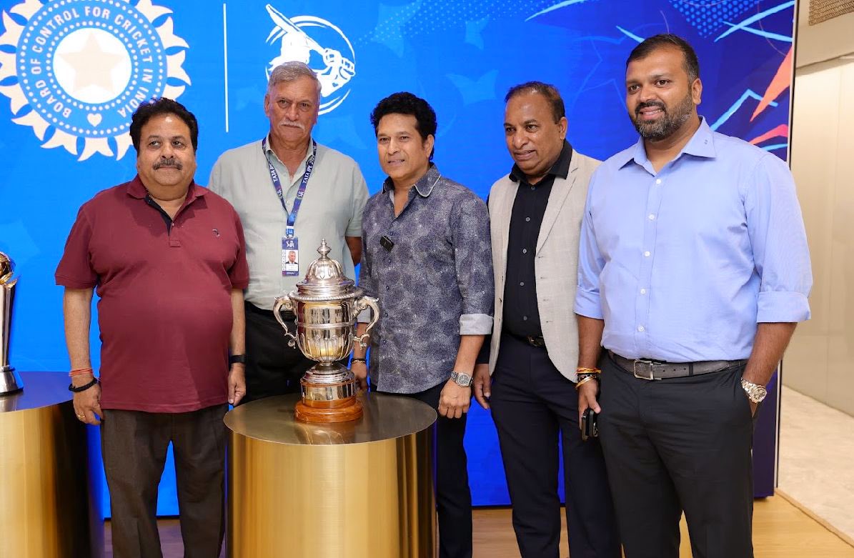 Rajeev Shukla with Roger Binny, Sachin Tendulkar, and others (PC: Rajeev Shukla/X)