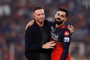 Virat Kohli with AB de Villiers