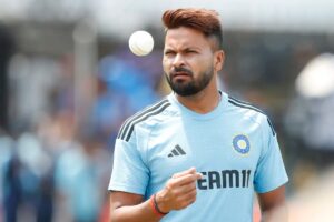 Mukesh Kumar for India