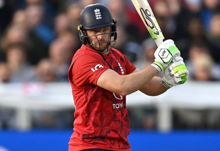 Jos Buttler in action