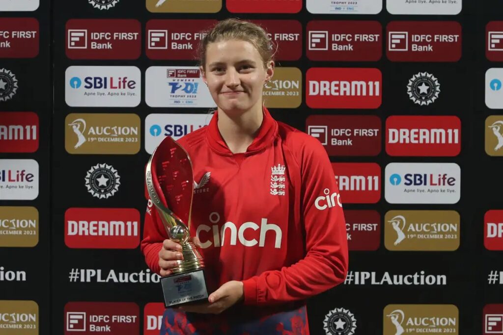 Women’s Hundred: London Spirit appoints Charlie Dean as Captain Charlie Dean for England