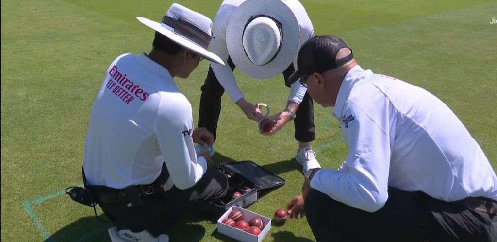 ENG vs IND, 3rd Test: “Why Are They in the Box?” – Ravi Shastri Slams Dukes Ball Standards Dukes_Balls