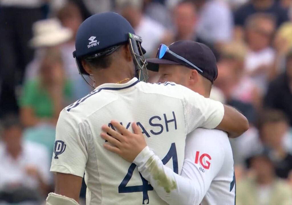 Akash_Deep_Duckett (PC: X)