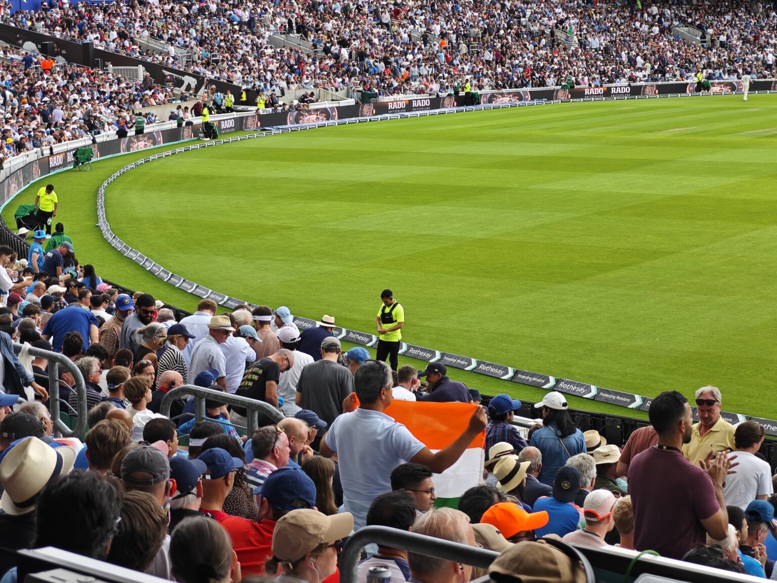 57 minutes of madness — when the press box broke its own rules Oval_Test