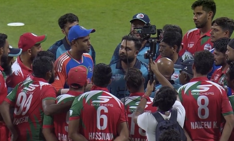 Suryakumar_with_Oman_Players