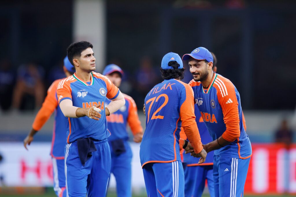 Despite flaws, India down Bangladesh and qualify for the final