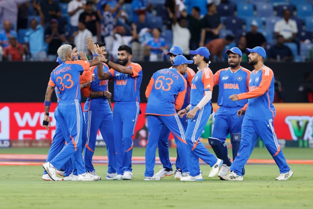 IND vs PAK: Pakistan batters fall like Dominoes IND vs PAK