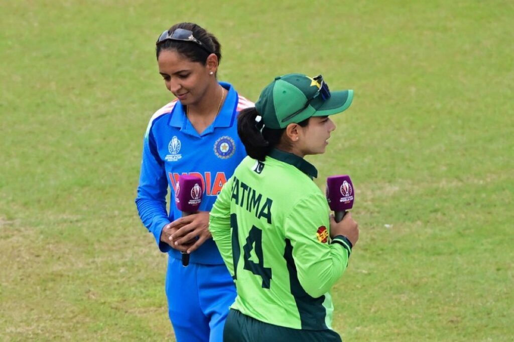 IND-W vs PAK-W – Toss Drama Steals Spotlight in India-Pakistan Women’s World Cup Clash Harmanpreet_Kaur_and_Fatima_Sana