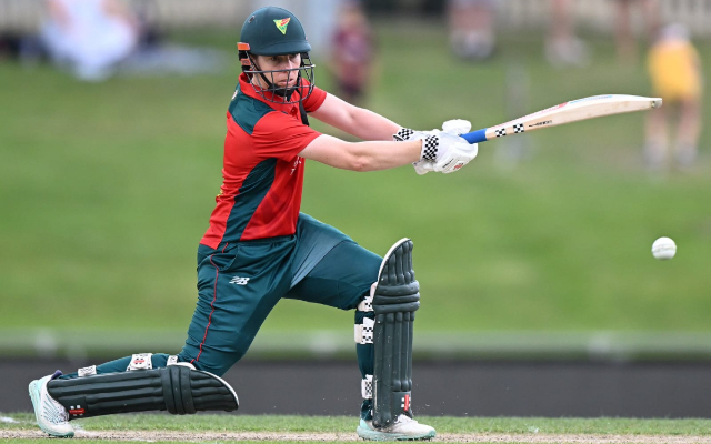 Elyse_Villani_Tasmania